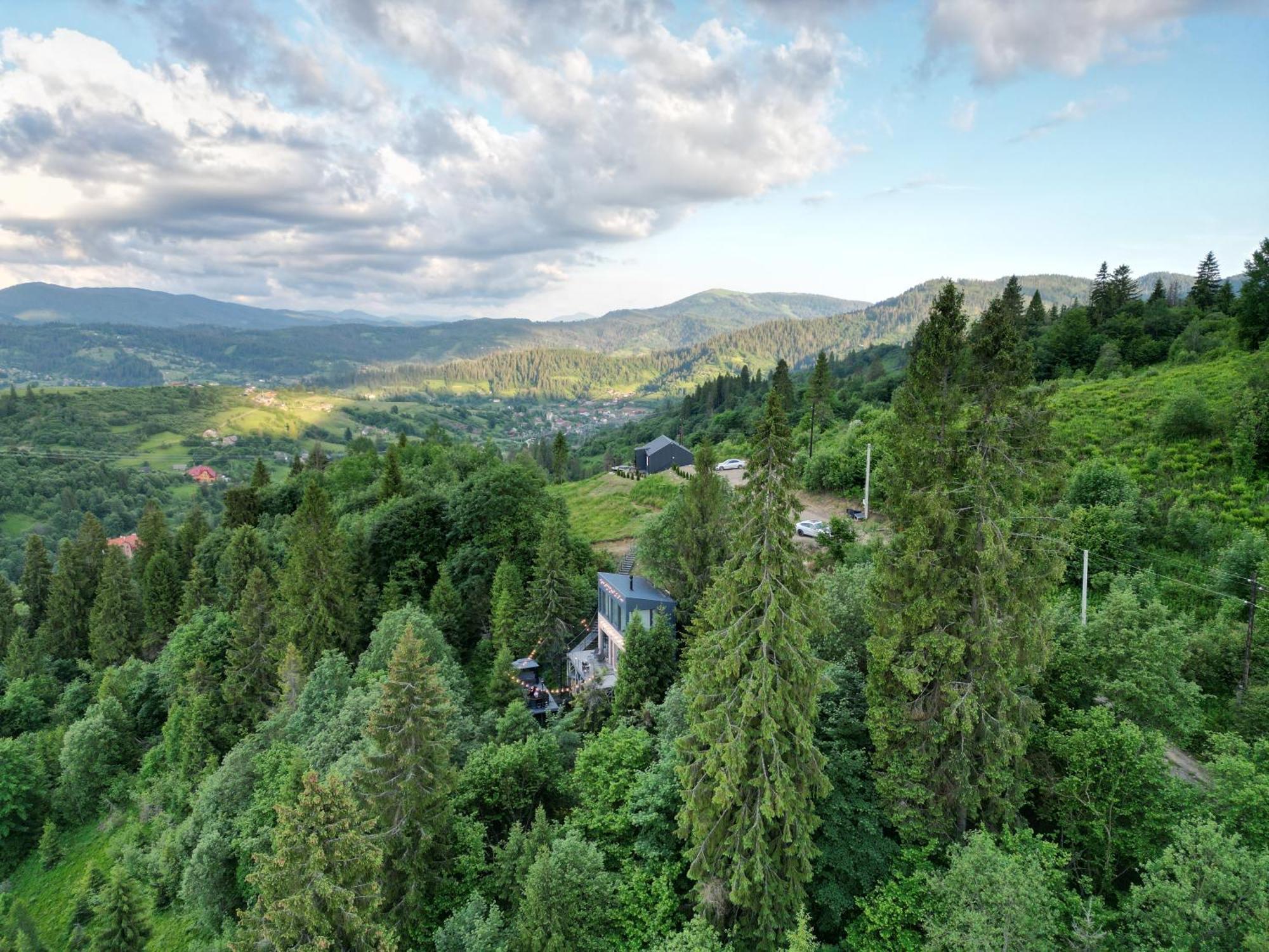 Forest Hub Slavske Bagian luar foto