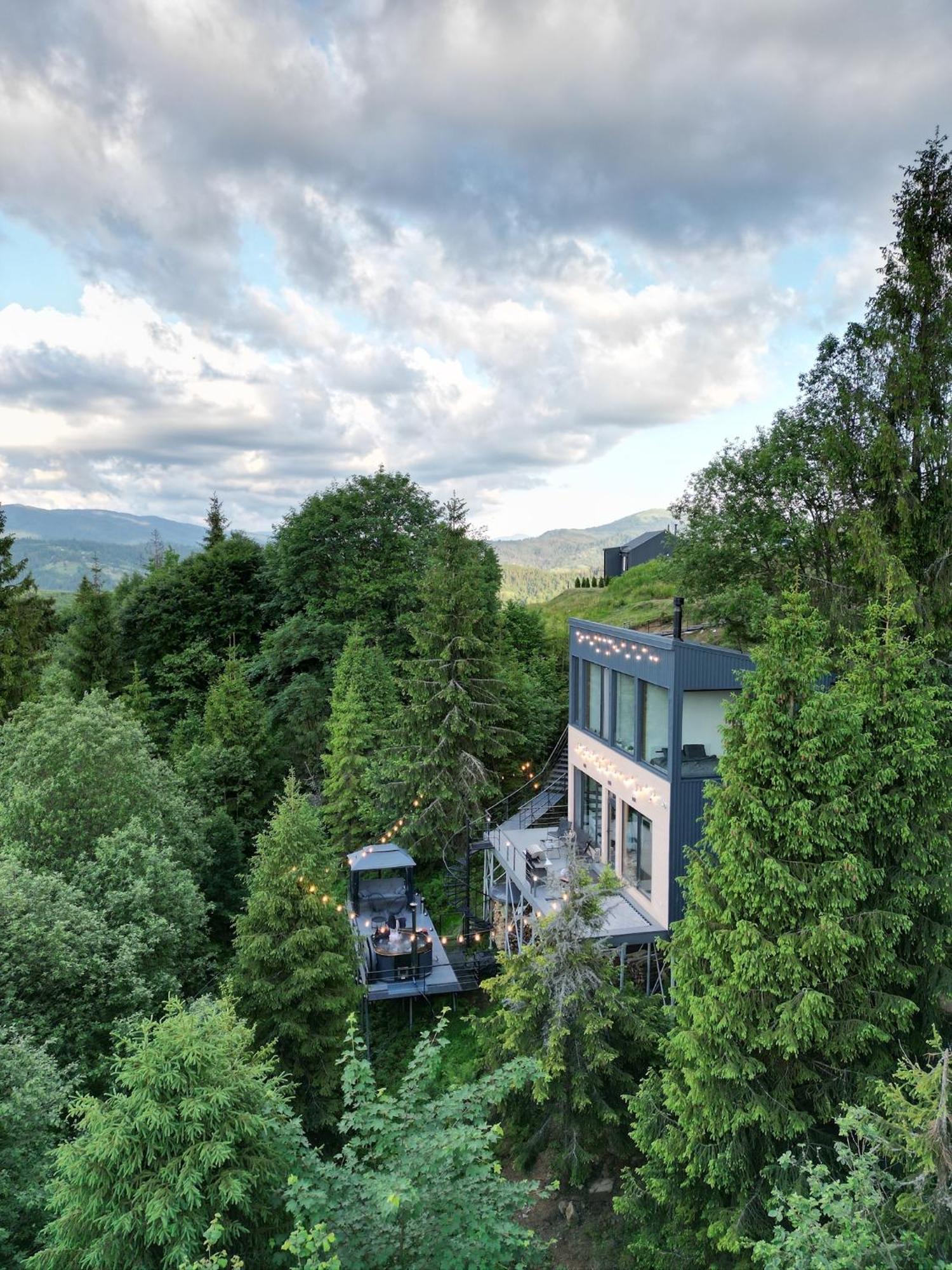 Forest Hub Slavske Bagian luar foto